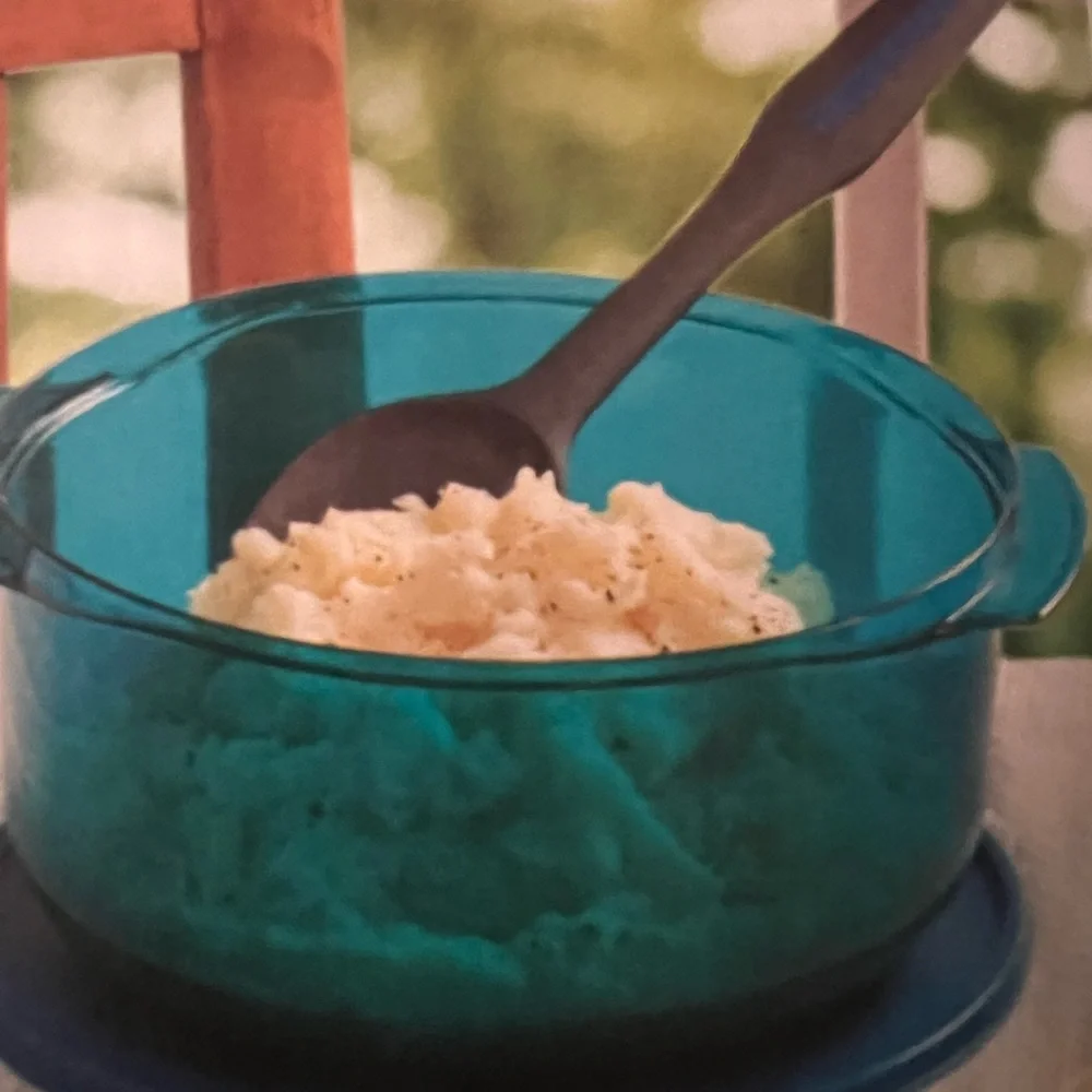 Tupperware - Picture 4 of 5